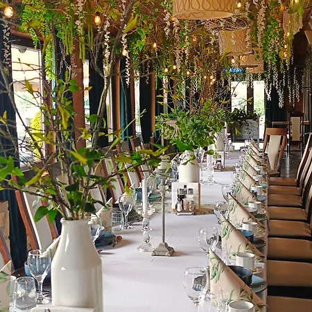 Goscinne Restauracja U Kusia Mikolów