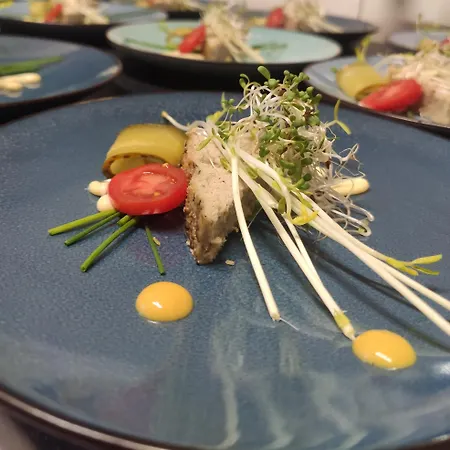 Goscinne Restauracja U Kusia Hotel *