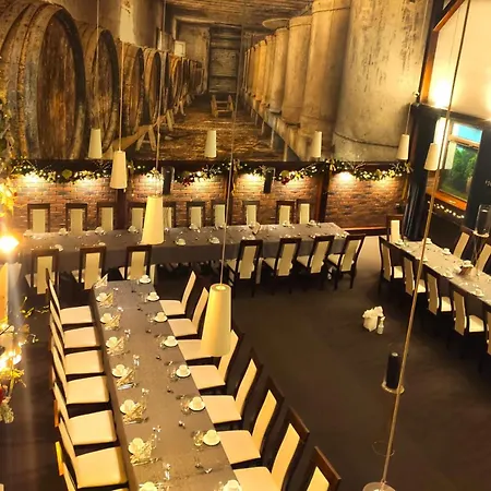 Hotel Goscinne Restauracja U Kusia Mikolów