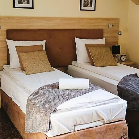 Hotel Goscinne Restauracja U Kusia *