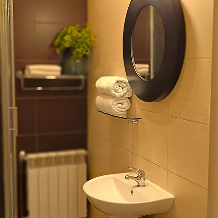 Goscinne Restauracja U Kusia Hotel Mikolów