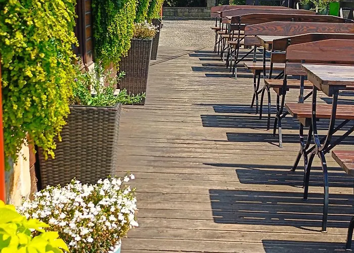 Goscinne Restauracja U Kusia Hotel *