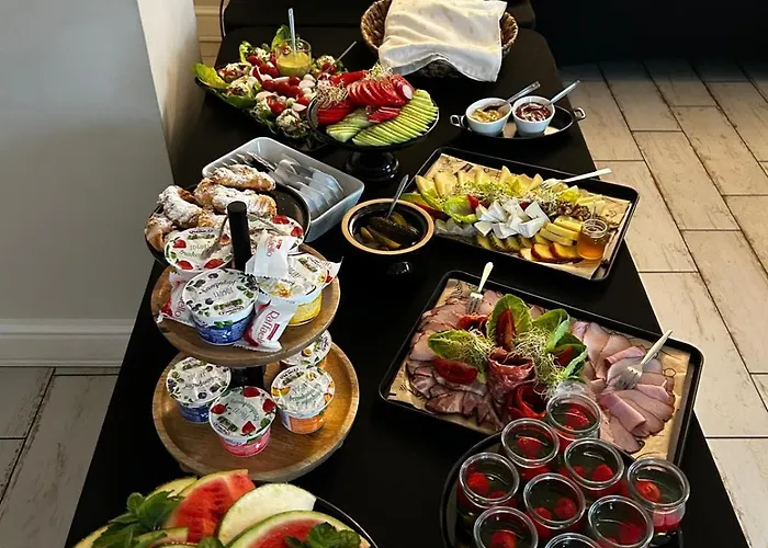 Goscinne Restauracja U Kusia מיקולוב